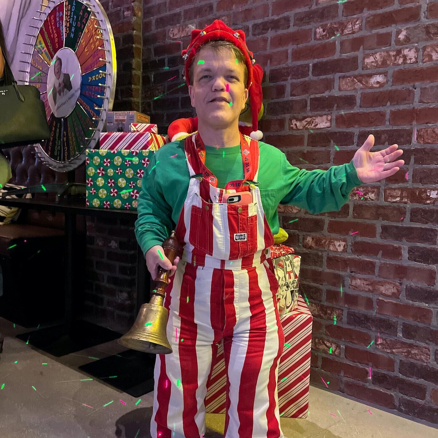 lil-romeo-elf-costume-dwarf-little-person-performer